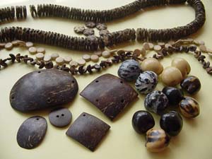 supply online huge collection jewelry making and beading wholesale assorted design fine coconut beads. We alway offer only the finest jewelry supply to our great customers. 